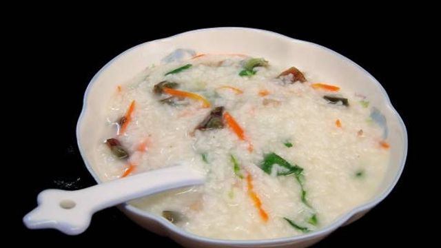 Nasi Tim Bayam Merah